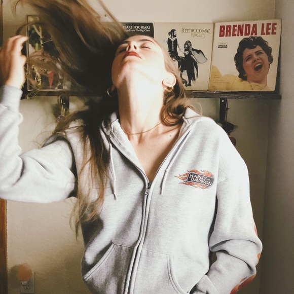 Nᴇᴀʀʟʏ ᴠɪɴᴛᴀɢᴇ: ʜᴀʀʟᴇy ғʟᴇᴇᴄᴇ - Picture 6 of 8